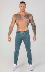 Contour Fit Jeans : Light Blue