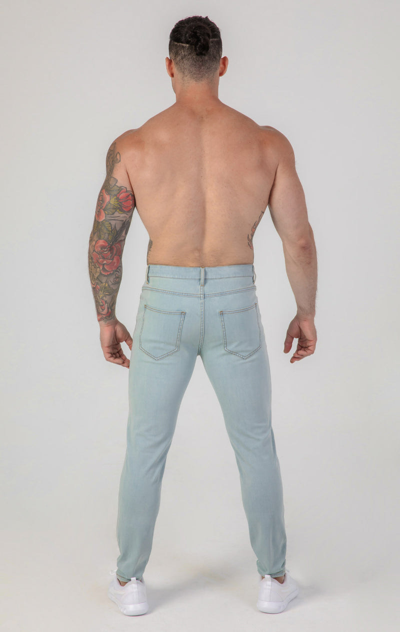 Contour Fit Jeans : Sky Blue